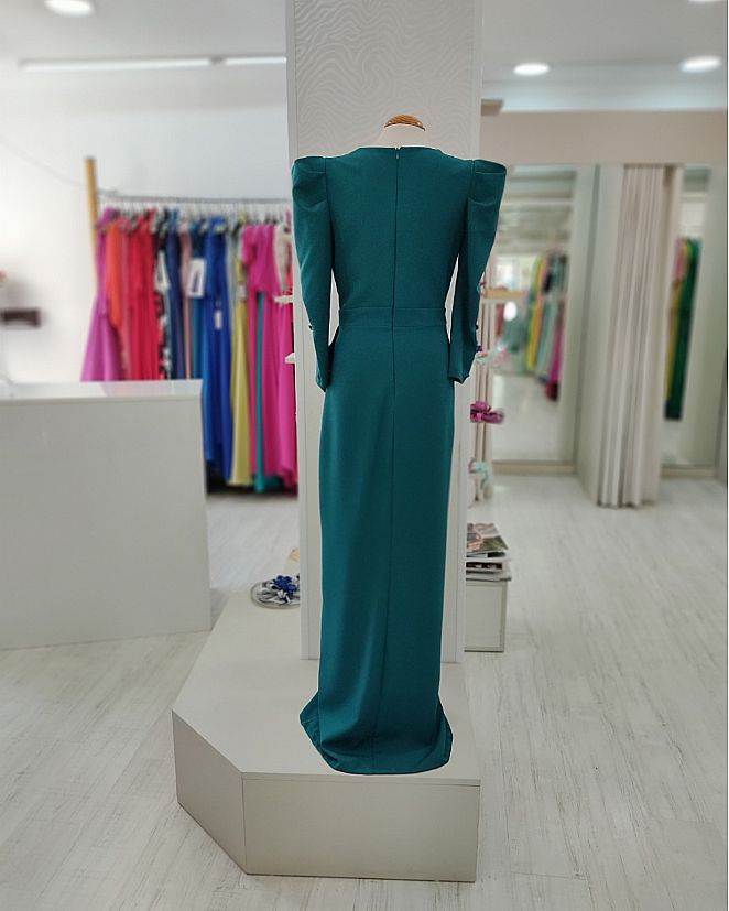 VESTIDO VERDE OSCURO ESCOTE CRUZADO  - Foto 1