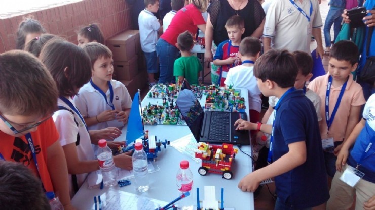 CEIP GINÉS GARCÍA MARTÍNEZ EN EL CAMPEONATO DE ROBÓTICA 2016. Alcantarilla