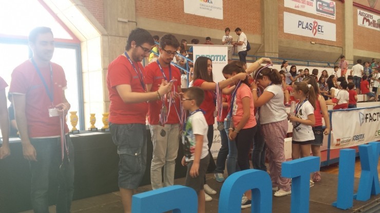 CEIP GINÉS GARCÍA MARTÍNEZ EN EL CAMPEONATO DE ROBÓTICA 2016. Alcantarilla