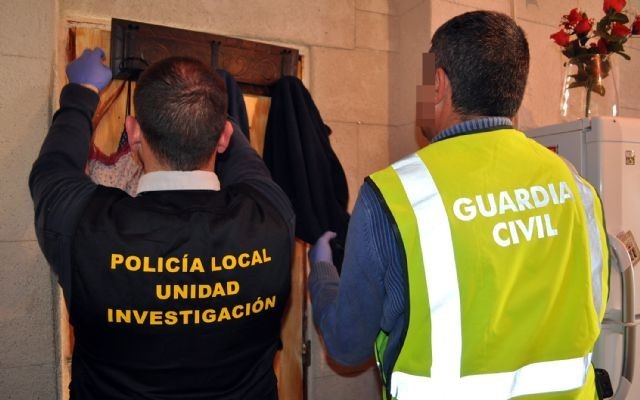 La Guardia Civil desmantela un punto de venta de droga y receptación de objetos sustraídos en Totana y Mazarrón