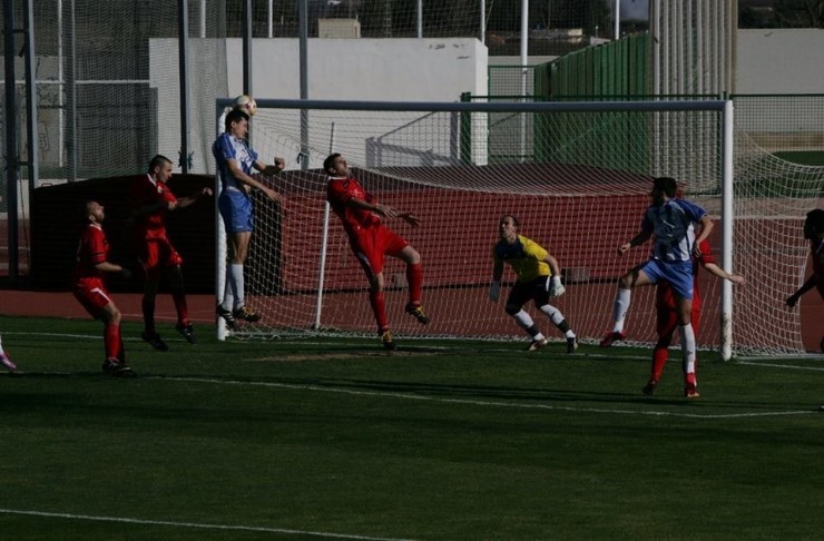 El MAZARRÓN F.C. se quedó con un empate en Jumilla y el MAZARRÓN F.C. JUVENIL ganó contra el Pulpí.