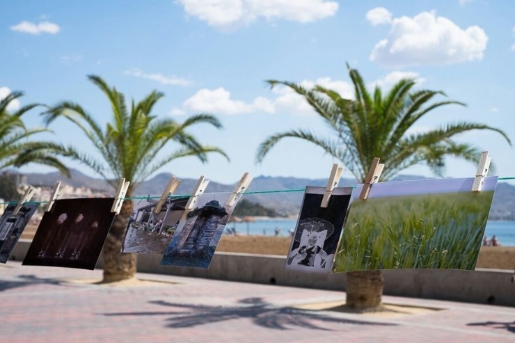 La Asociación fotográfica de Mazarrón F20. 'Tendemos a la Fotografía'. Paseo marítimo. 15 mayo