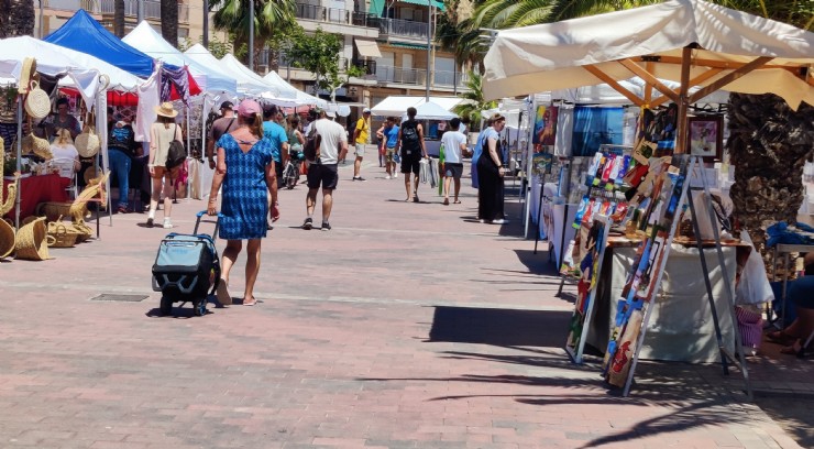 Vuelve el Mercadillo Artesano a Puerto de Mazarrón