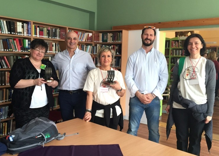 ALUMNOS Y PROFESORES DEL COLEGIO LA ACEÑA DAN A CONOCER MAZARRÓN EN HUNGRÍA