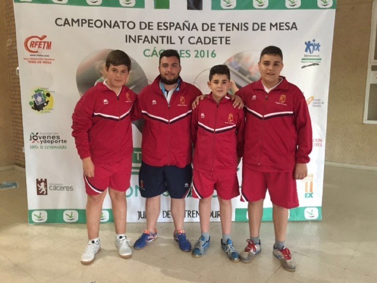 EL JUGADOR DEL CD MAZARRON TENIS DE MESA, MIGUEL ORTIZ SE PROCLAMA CAMPEÓN DE ESPAÑA CON LA SELECCIÓN MURCIANA