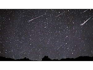 Noche de lluvia de estrellas por gentileza del cometa Halley