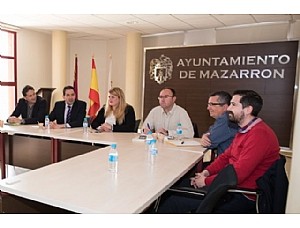 El director de la Agencia Tributaria se reúne con la alcaldesa de Mazarrón