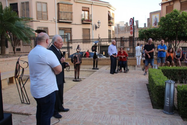 Inauguración de la exposición de pintura y escultura ''El valor de un mundo propio'' del artista alhameño Alfonso Núñez