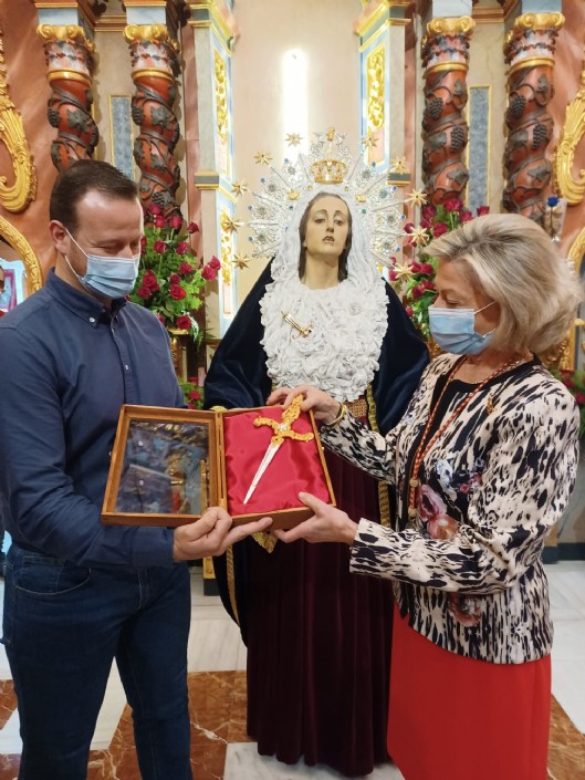 DONACION DE PUÑAL Y SUBIDA AL ALTAR MAYOR