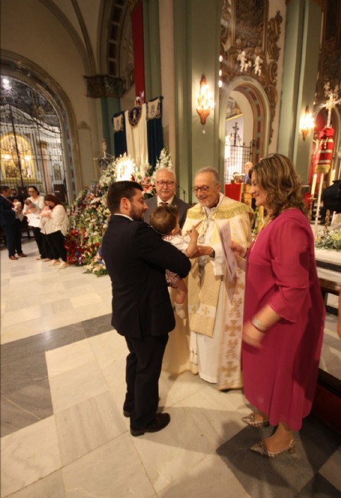 Presentación de los niños en el Besamano (1)