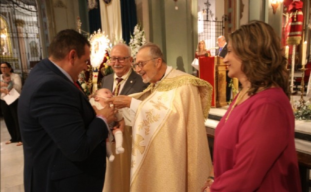 Presentación de los niños en el Besamano (1)